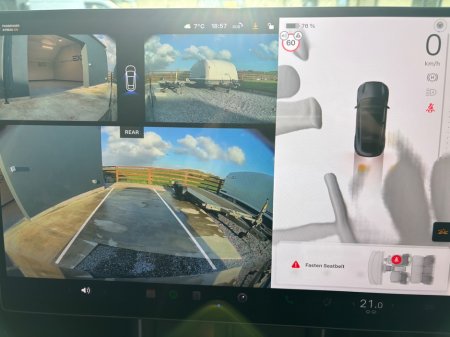 2026 Tesla Model Y - thumbnail 11