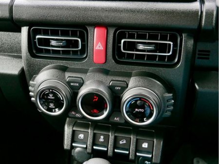 2023 Suzuki Jimny - thumbnail 26