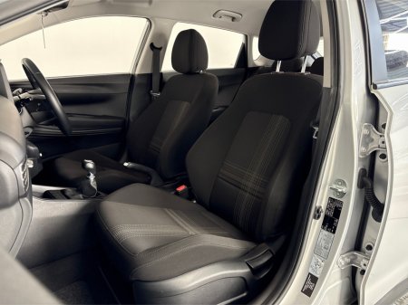 2021 Hyundai Bayon COMFORT PLUS 5DR**MULTIFUNCTIOAL STEERING WHEEL**SEMI DIGITAL DASH**AIR CONDITIONING**ELECTRIC WINDOWS**BLUETOOTH**ISOFIX**BLACK CLOTH INTERIOR**FINANCE AVAILABLE** €16,995 thumbnail