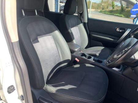 2012 Nissan Qashqai - thumbnail 15