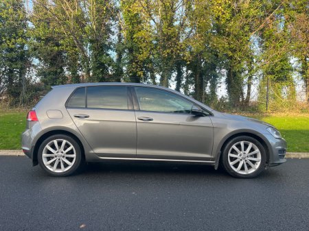 2015 Volkswagen Golf  €10,950 thumbnail