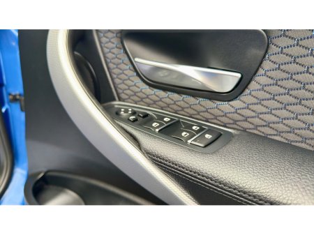 2017 BMW 3 Series - thumbnail 17