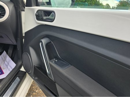 2013 Volkswagen Beetle DSN 1.6 TDI MANUAL 5SPEED BLUEMOTION 105 3DR €9,950