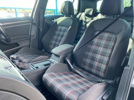 2018 Volkswagen Golf GTI 2.0 TSI AUTO // NEW NCT UNTIL 2027 // APPLE CARPLAY/ANDROID AUTO // TARTAN GTI SPORT SEATS €25,750 thumbnail