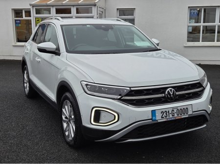 2023 Volkswagen T-Roc 2.0 Diesel Automatic €31,950 thumbnail