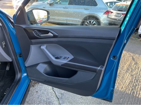 2020 Volkswagen T-Cross 1ST AUTOMATIC 1.0 PETROL //KEYLESS ENTRY//REVERSE CAMERA//BLIND SPOT WARNING// €19,950 thumbnail