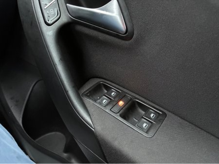 2014 Volkswagen Polo 1.2i TSI Petrol Automatic Comfortline €11,500 thumbnail