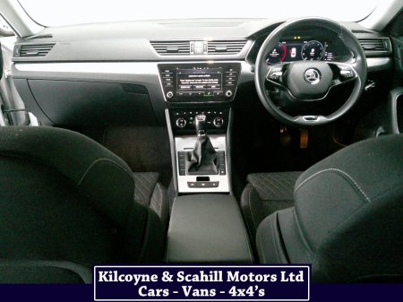 2022 Skoda Superb AMBITION 2.0 TDI 150HP 5DR thumbnail