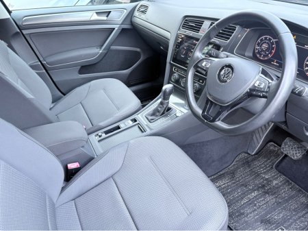 2018 Volkswagen Golf Auto 1.2 tsi/ Tiny Mileage/ Carplay €18,400 thumbnail