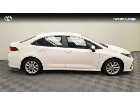 2023 Toyota Corolla LUNA SALOON 4DR AUTO €28,995