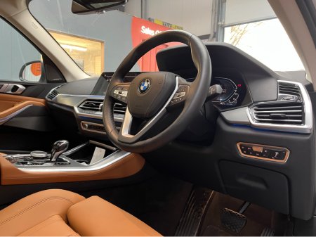 2022 BMW X5 ONLY 7K KMS! €59950! 2022 BMW X5 XDRIVE45E 3.0 AUTOMATIC / CRUISE CONTROL / 360° PARKING CAMERA / PANORAMIC SUNROOF / ELECTRIC MEMORY & HEATED SEATS €59,950 thumbnail