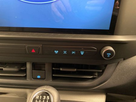 2026 Ford Transit Custom - thumbnail 16