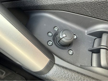 2023 Audi Q2 - thumbnail 18