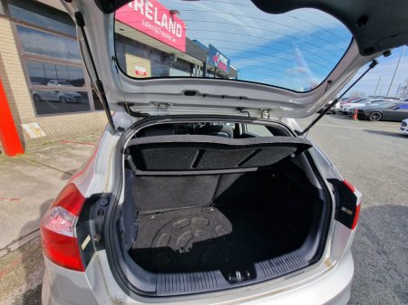 2014 Kia Rio - thumbnail 10