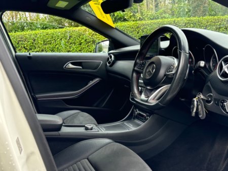 2016 Mercedes-Benz A Class - thumbnail 7