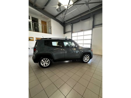 2017 Jeep Renegade - thumbnail 9