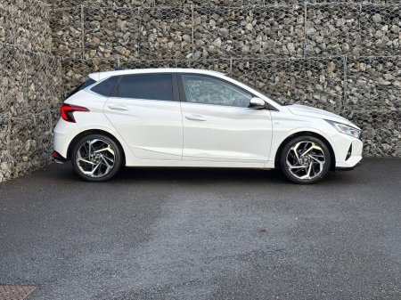 2022 Hyundai i20 PREMIUM MHEV T-GDI €18,956