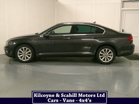 2022 Volkswagen Passat BUSINESS 2.0 TDI MANUAL 6SPEED FWD 150 4DR
