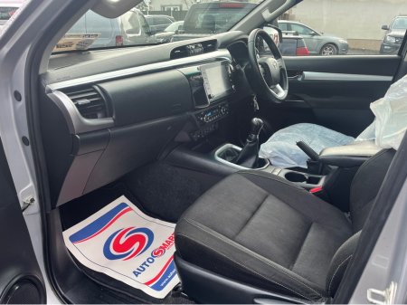 2021 Toyota Hilux - thumbnail 7