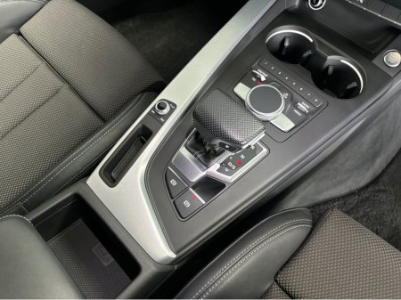 2017 Audi A4 - thumbnail 13