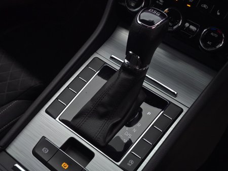 2022 Skoda Superb - thumbnail 21