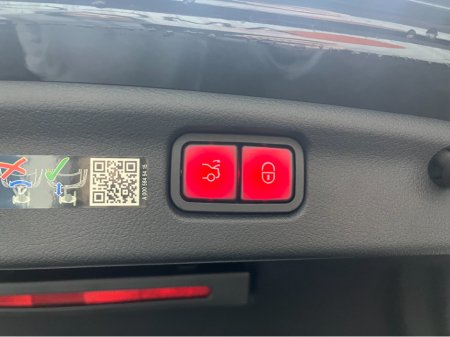 2024 Mercedes-Benz C Class - thumbnail 11