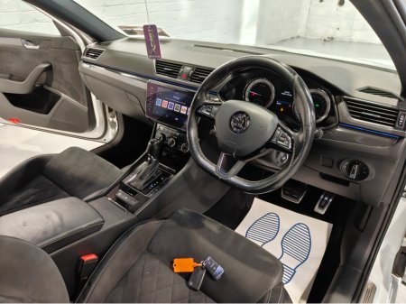 2018 Skoda Superb - thumbnail 15