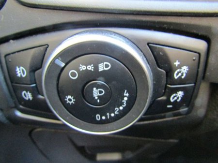 2017 Ford Focus - thumbnail 29