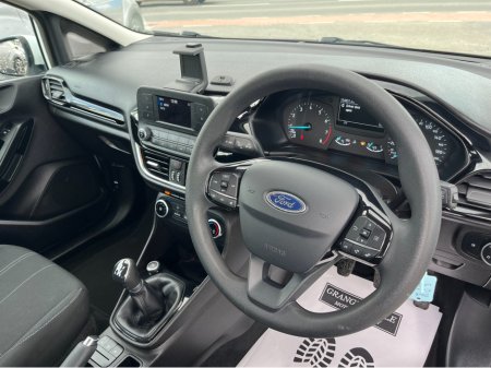 2018 Ford Fiesta 1.1 70PS 5M 5DR ZETEC €8,950 thumbnail