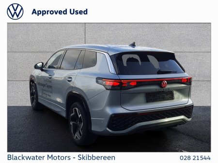 2025 Volkswagen Tayron - view 3