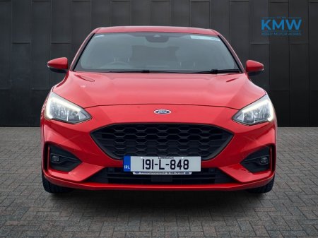 2019 Ford Focus - thumbnail 2