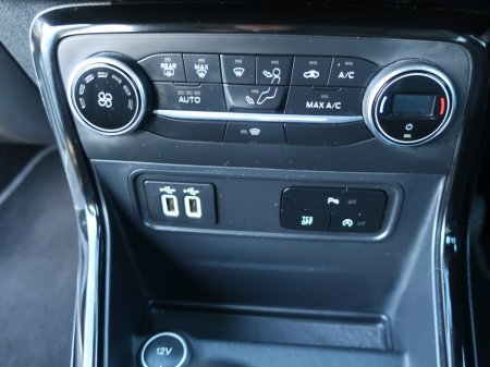 2020 Ford Ecosport 1.0T EcoBoost 125PS Titanium €15,995 thumbnail