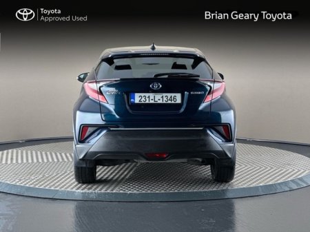 2023 Toyota C-HR HYBRID SPORT €31,450 thumbnail