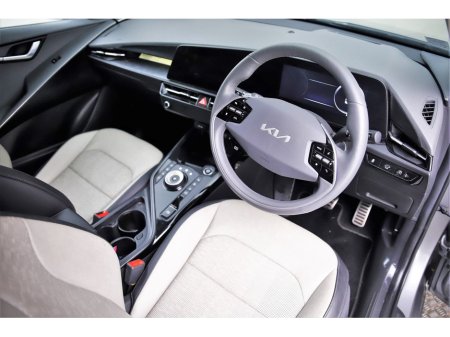 2023 Kia Niro - thumbnail 13