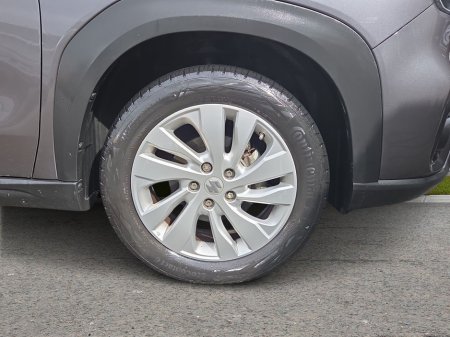 2024 Suzuki SX4 - thumbnail 8