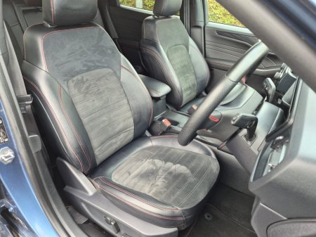 2023 Ford Kuga - thumbnail 11