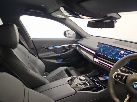 2026 BMW 5 Series - thumbnail 12