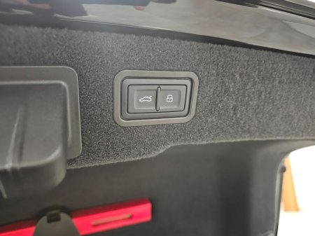 2024 Audi A8 - thumbnail 16