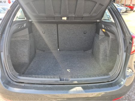 2011 SEAT Ibiza - view 4