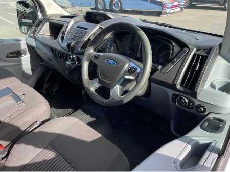 2016 Ford Transit - thumbnail 18