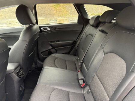 2022 Kia Ceed - thumbnail 20