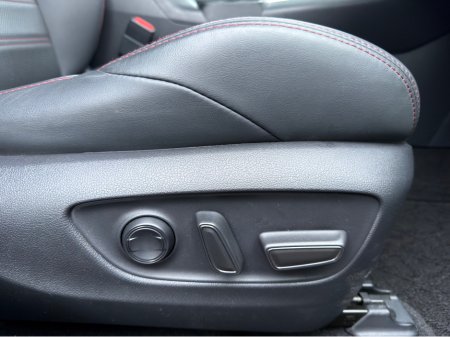 2024 Toyota Rav4 4X4 PHEV - Platinum Modelista - New model €48,940 thumbnail