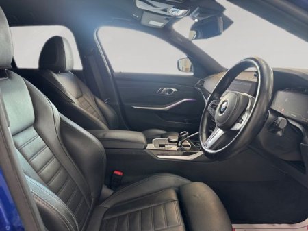 2021 BMW 3 Series - thumbnail 11