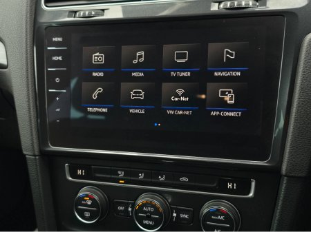 2017 Volkswagen Golf ( 172 ) 1.2  MK7.5  SAT NAV PACK -REVERSE CAMERA - NAVIGATION - CARPLAY - ANDROID AUTO- DISCOVER PRO €16,950 thumbnail