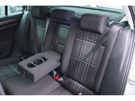 2016 Volkswagen Golf LOUNGE Low Mileage Huge Spec €13,995 thumbnail