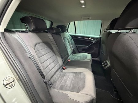 2017 Volkswagen Golf - thumbnail 27