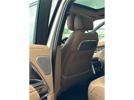 2025 Land Rover Range Rover - thumbnail 11