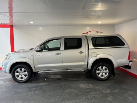 2011 Toyota Hilux - thumbnail 9