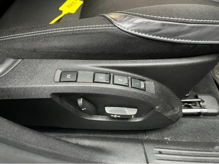 2014 Volvo V40 €10950! 2014 VOLVO V40 1.6 AUTOMATIC / CRUISE CONTROL / REVERSE CAMERA / ELECTRIC MEMORY & HEATED SEATS €10,950 thumbnail