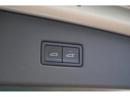 2019 Volkswagen Tiguan - thumbnail 22